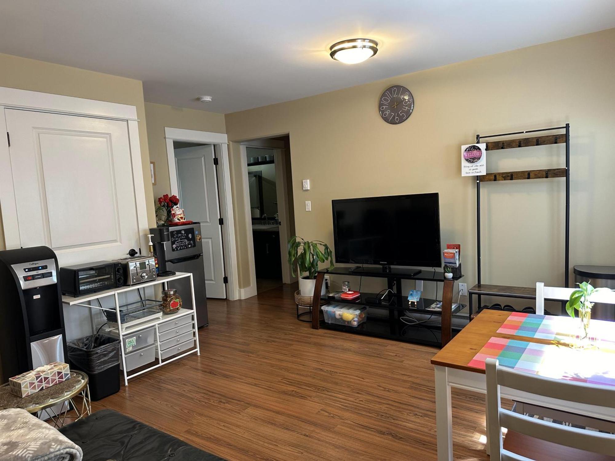 Separate Entry Sweet Home Victoria Esterno foto
